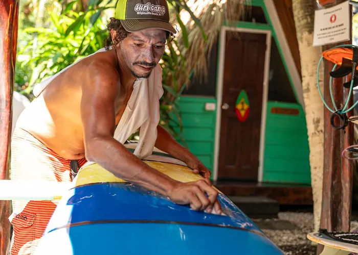 Hostel Surf Camp